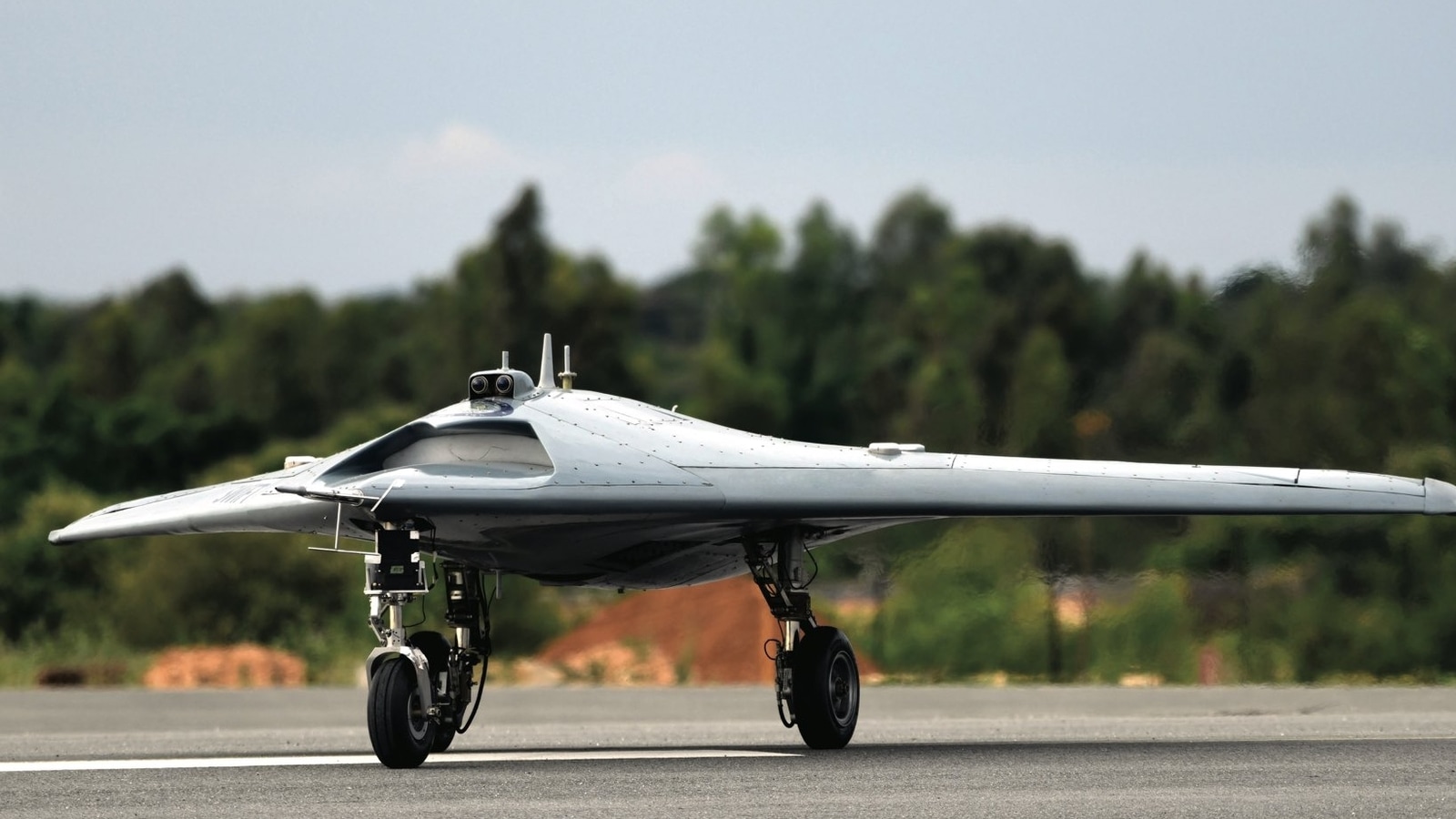 Unmanned store fighter aircraft