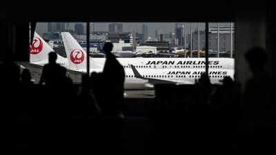 Japan Airlines mulls replacing short-haul fleet with more fuel efficient models&nbsp; (Photo by Charly TRIBALLEAU / AFP)