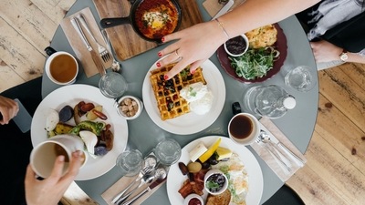 Explore: Go out of your 'food comfort zone' and explore new vegetables, fruits and dishes. It is only after you have them a couple of times, that you will start appreciating their distinct flavours and wouldn't mind trying out new dishes every time you go out to a new place. (Unsplash)