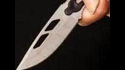 The onlookers said that Akshay had thrashed the victim and then stabbed him with a knife, which he was carrying with him. Before he could escape from the spot, people nabbed him and handed him over to the police. The Focal Point Police lodged a murder case against the accused and arrested him. (shutterstock/ Representational image)