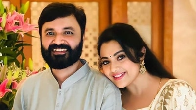 Meena and Vidyasagar got married in 2009. Meena and Vidyasagar got married in 2009.