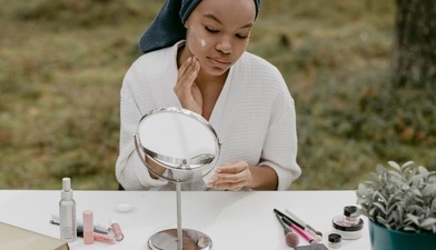 Expecting and need a healthy skin during your pregnancy? Here are skincare tips for mothers-to-be (cottonbro) Expecting and need a healthy skin during your pregnancy? Here are skincare tips for mothers-to-be (cottonbro)