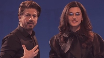 Shah Rukh Khan and Taapsee Pannu will be seen together for the first time in Rajkumar Hirani's Dunki. Shah Rukh Khan and Taapsee Pannu will be seen together for the first time in Rajkumar Hirani's Dunki.