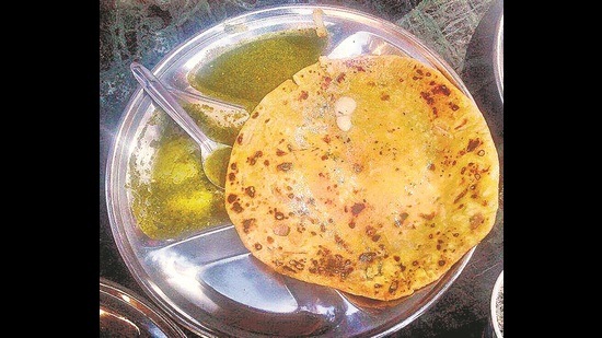 The aloo paranthas available on campus are like a warm hug, says alumna and radio-TV host Mehak Chauhan Bhullar.