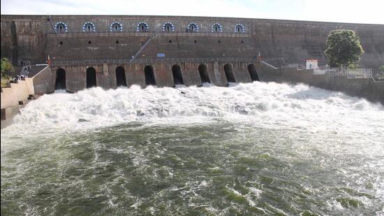 Earlier this week, the Brihanmumbai Municipal Corporation (BMC) implemented a 10% water cut in Mumbai along with adjoining districts like Thane and Kalyan-Dombivli. (Alamy Stock Photo) Earlier this week, the Brihanmumbai Municipal Corporation (BMC) implemented a 10% water cut in Mumbai along with adjoining districts like Thane and Kalyan-Dombivli. (Alamy Stock Photo)