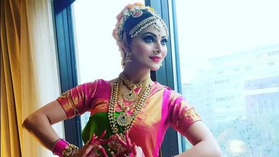 Urvashi Rautela performed at Umang 2022 in Mumbai.