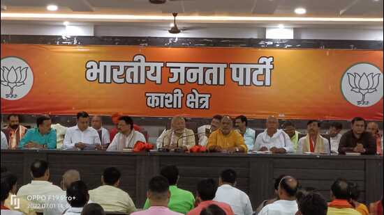 Office bearers of Kashi region BJP holding a meeting to discuss preparations ahead of PM’s visit. (HT Photo)