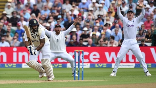 IND vs ENG Live Score: England players react after India's Hanuma Vihari plays a shot (AP) IND vs ENG Live Score: England players react after India's Hanuma Vihari plays a shot (AP)