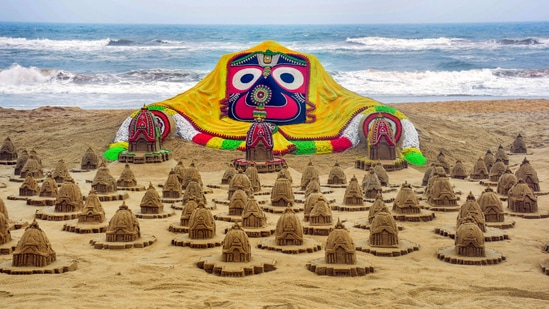 Renowned sand artist Sudarsan Pattnaik made a magnificent sand art on the beach with a special message that read, "On this Rath Yatra, let us pledge to “Say no to single-use Plastic”."(PTI)