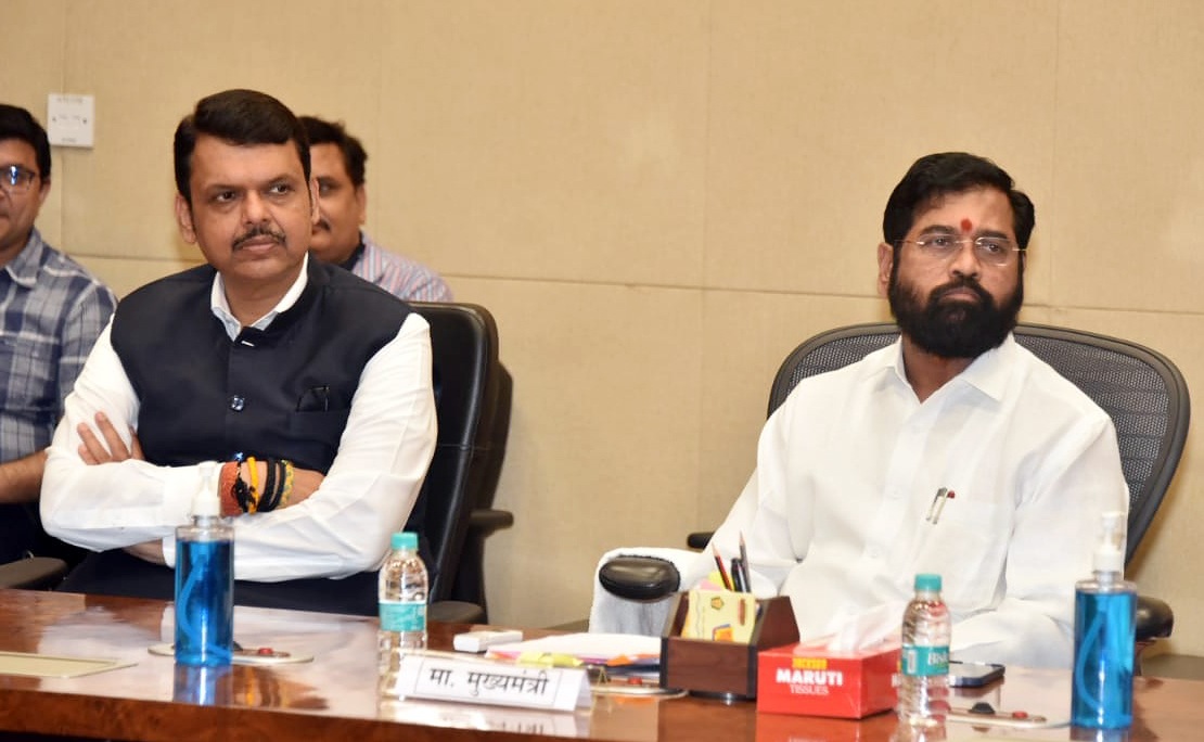 Maharashtra CM Eknath Shinde (right) with state Deputy CM Devendra Fadnavis (left) chair meeting of the state disaster management department, at Mantralaya in Mumbai on July 1, 2022. (ANI) Maharashtra CM Eknath Shinde (right) with state Deputy CM Devendra Fadnavis (left) chair meeting of the state disaster management department, at Mantralaya in Mumbai on July 1, 2022. (ANI)