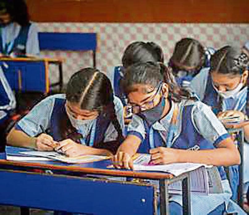 Students take classes on the first day of the school after summer vacation at Vidya Bal Bhawan Senior Secondary School in Mayur Vihar in New Delhi, India, on Friday, July 1, 2022. (Photo by Raj K Raj/ Hindustan Times) Students take classes on the first day of the school after summer vacation at Vidya Bal Bhawan Senior Secondary School in Mayur Vihar in New Delhi, India, on Friday, July 1, 2022. (Photo by Raj K Raj/ Hindustan Times)