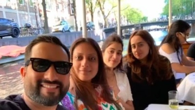 Janhvi Kapoor and Natasha Dalal at a boat party. Janhvi Kapoor and Natasha Dalal at a boat party. 