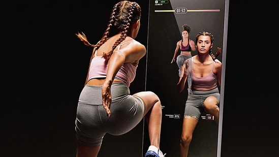 Portl’s smart mirror uses sensors and a camera to analyse your form as you work out.