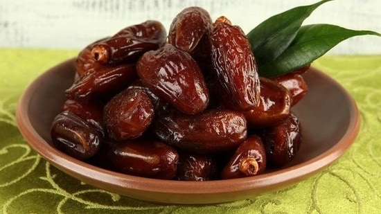 Dates: Dates have carbohydrates but they also contain fibre which causes the sustained release of sugars when eaten in moderation. Dates relatively have significantly less GI, which is okay to be consumed by diabetic patients. Adding 2-3 dates a day is acceptable for diabetic patients if they have a good lifestyle and diet.(Pinterest)