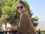 Mira Rajput stuns in printed mini dress, shows off her and Shahid Kapoor's daughter Misha's strong camera game Mira Rajput stuns in printed mini dress, shows off her and Shahid Kapoor's daughter Misha's strong camera game