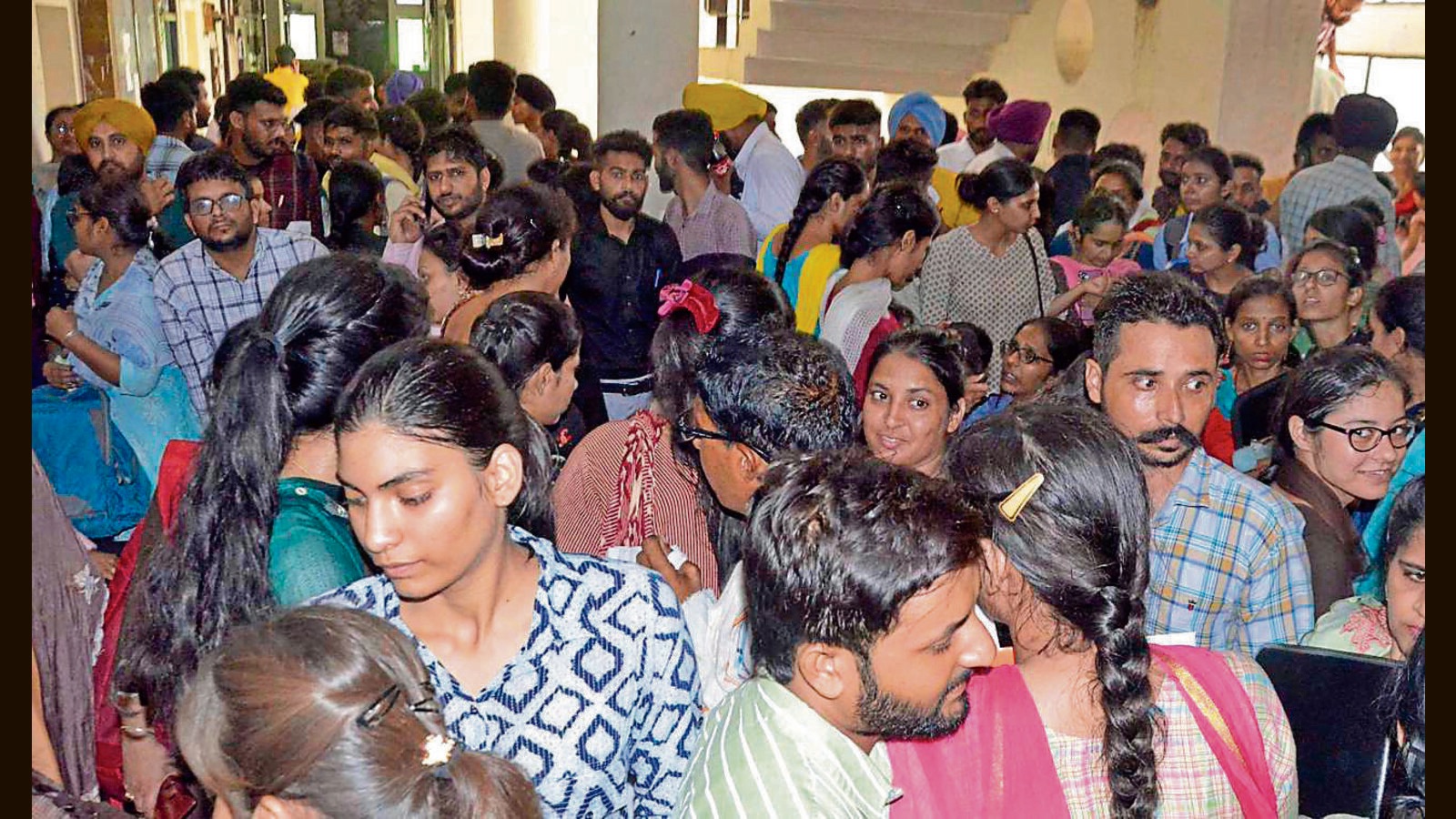 Chaos at Ludhiana DC office as ETT qualified candidates queue up for ...