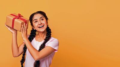 Under the new tax rules, social media influencers will be required to pay a 10% tax deducted at source (TDS) on freebies and perks worth above ₹20,000, received from businesses for sales promotion (Photo: Shutterstock) Under the new tax rules, social media influencers will be required to pay a 10% tax deducted at source (TDS) on freebies and perks worth above ₹20,000, received from businesses for sales promotion (Photo: Shutterstock)
