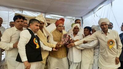 Meghalaya governor Satya Pal Malik during a gathering at Seenk Pathri village in Panipat district on Sunday. (HT Photo) Meghalaya governor Satya Pal Malik during a gathering at Seenk Pathri village in Panipat district on Sunday. (HT Photo)