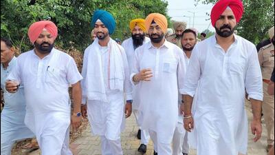 Congress MLA Sukhpal Khaira during a visit to Mattewara forest in Ludhiana on Sunday. (HT Photo) Congress MLA Sukhpal Khaira during a visit to Mattewara forest in Ludhiana on Sunday. (HT Photo)