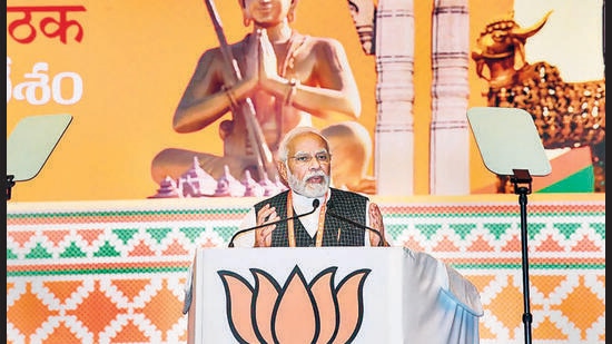 Prime Minister Narendra Modi addresses the concluding session of the BJP's national executive meeting in Hyderabad on Sunday. (PTI)