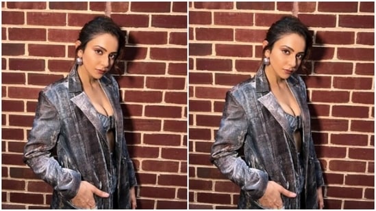 Styled by fashion stylist Anshika Verma, Rakul Preet wore her tresses into a messy bun as she posed for the pictures.(Instagram/@rakulpreet)
