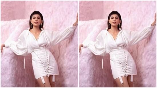 Styled by fashion stylist house Who Wore What When, Sanjana wore her tresses open in a back brushed look with a side part.(Instagram/@sanjanasanghi96)