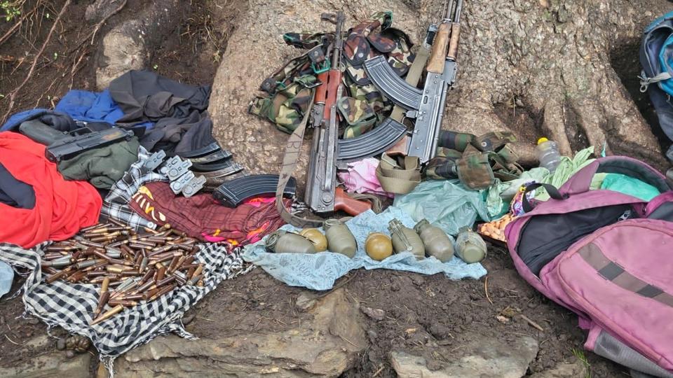 The arms and ammunition seized from the LeT terrorists. (Sourced) The arms and ammunition seized from the LeT terrorists. (Sourced)