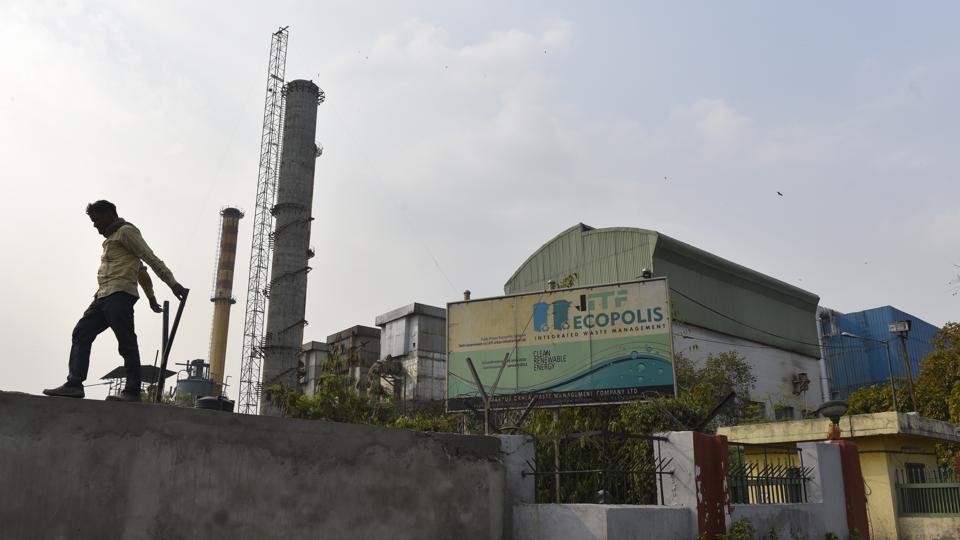 The new trend in Delhi is towards using incineration as the primary method of waste processing, said officials. (Sanchit Khanna/HT PHOTO) The new trend in Delhi is towards using incineration as the primary method of waste processing, said officials. (Sanchit Khanna/HT PHOTO)