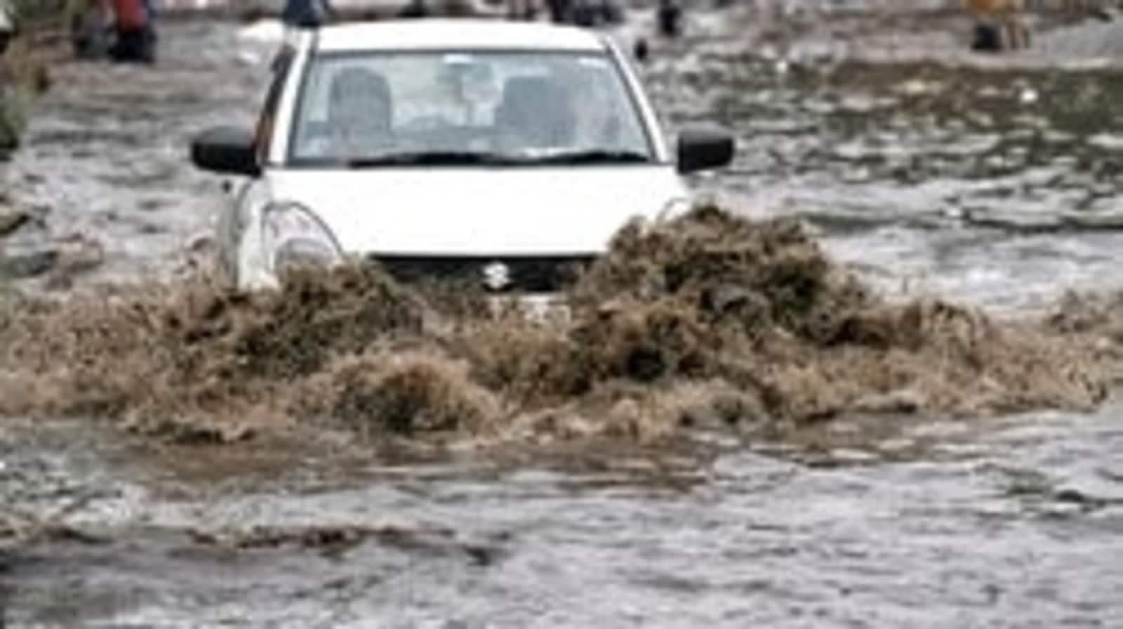 BJP, AAP lock horns over waterlogging on day one of Delhi assembly session