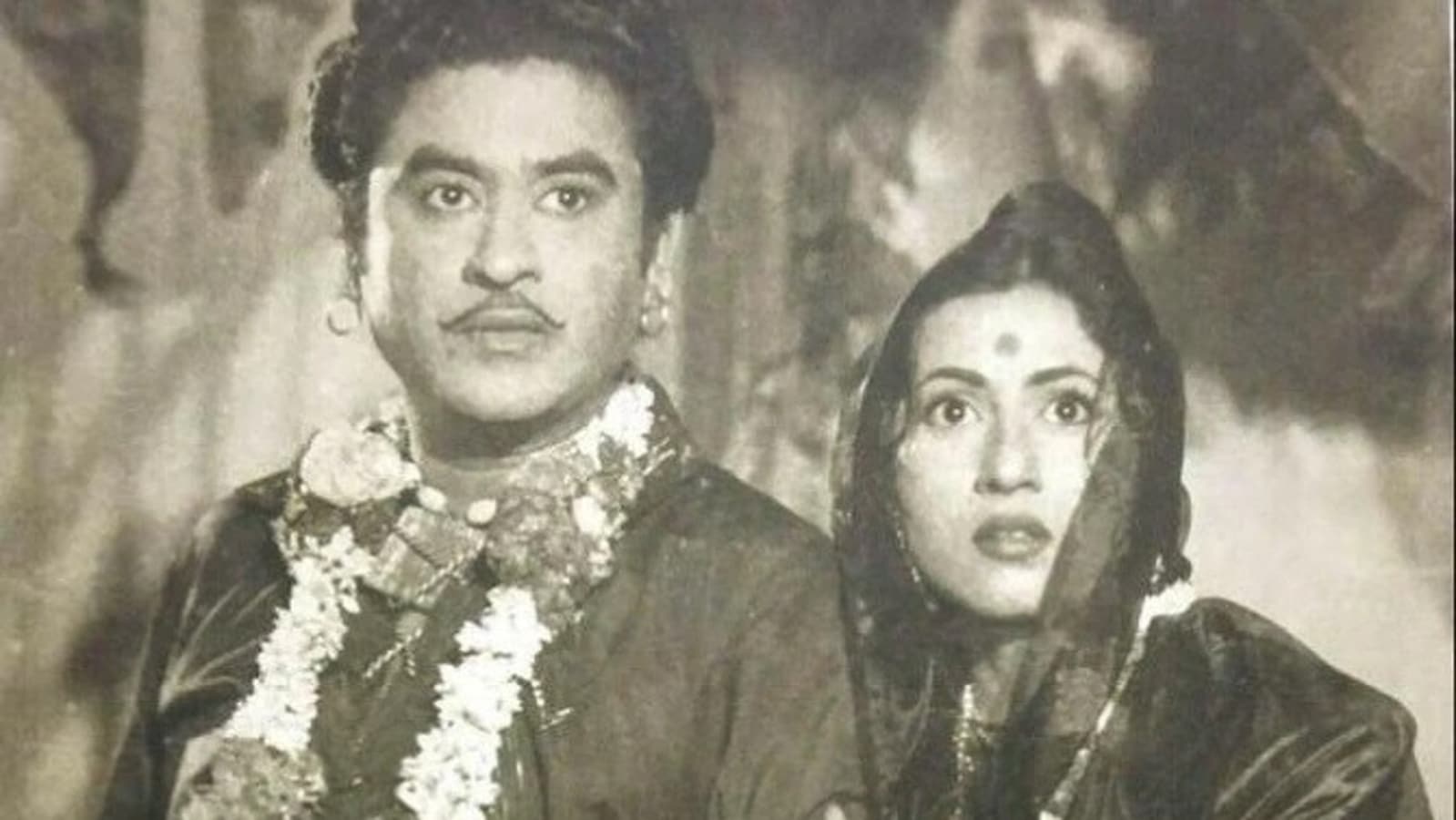 You are currently viewing Kishore Kumar was a Hindu, didn’t change religion to marry Madhubala: Her sister