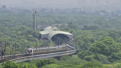 A train on the Delhi Metro’s Yellow Line. (HT File Photo) A train on the Delhi Metro’s Yellow Line. (HT File Photo)