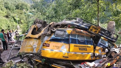 Three people were injured in the Kullu bus accident that took place around 8.45am on Monday. (Sourced) Three people were injured in the Kullu bus accident that took place around 8.45am on Monday. (Sourced)