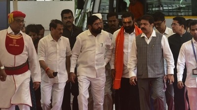 Maharashtra chief minister Eknath Shinde with MLA Santosh Bangar. (Anshuman Poyrekar/HT Photo) Maharashtra chief minister Eknath Shinde with MLA Santosh Bangar. (Anshuman Poyrekar/HT Photo)