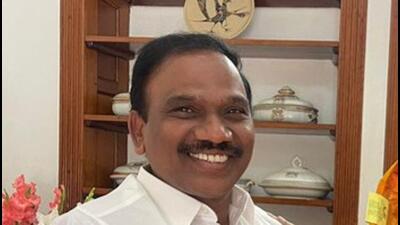 Opposition parties in Tamil Nadu on Monday lashed out at the ruling Dravida Munnetra Kazhagam (DMK) for Sunday’s comments by party leader A Raja warning the Centre not to push Tamil Nadu to “seek an independent country”. (HT) Opposition parties in Tamil Nadu on Monday lashed out at the ruling Dravida Munnetra Kazhagam (DMK) for Sunday’s comments by party leader A Raja warning the Centre not to push Tamil Nadu to “seek an independent country”. (HT)