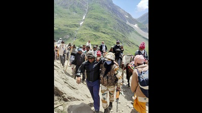 A 65-year-old pilgrim, who had come to Jammu and Kashmir for the Amarnath Yatra, died of a cardiac arrest. (ANI) A 65-year-old pilgrim, who had come to Jammu and Kashmir for the Amarnath Yatra, died of a cardiac arrest. (ANI)