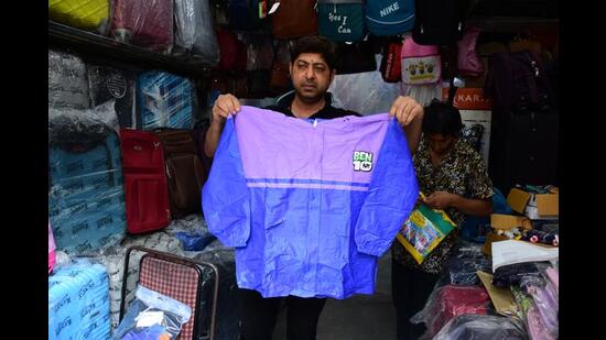 Raincoats are available at ₹450 at INA market. (Photo: Manish Rajput/HT)