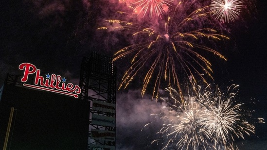 For many, July 4 is a chance to set aside political differences and to celebrate unity, reflecting on the revolution that gave rise to history's longest-lived democracy.(AP)