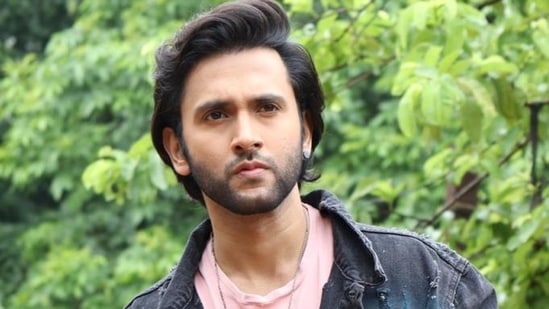 Mishkat Verma will now be seen in Anandi Baa Aur Emily.