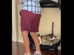 The cat works out with its mom in the morning in this video. The cat works out with its mom in the morning in this video. 
