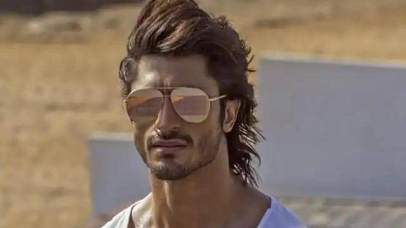 Vidyut Jammwal says men are less likely to misbehave with women if...