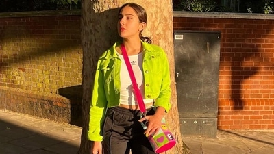 Actor Sara Ali Khan on Tuesday shared a bunch of photos from her London vacation on Instagram, Sharing the pictures, she wrote, “Summer vibe with my tribe. Kindly like, share and subscribe." Actor Sara Ali Khan on Tuesday shared a bunch of photos from her London vacation on Instagram, Sharing the pictures, she wrote, “Summer vibe with my tribe. Kindly like, share and subscribe."