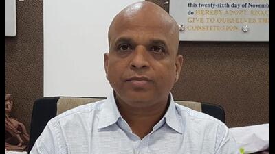 Daulat Desai, an Indian Administrative Service (IAS) officer who gave a call about “no masks, no entry” during his stint at Kolhapur, resigned from the service and put up a long post on a social media platform on Monday. (HT PHOTO) Daulat Desai, an Indian Administrative Service (IAS) officer who gave a call about “no masks, no entry” during his stint at Kolhapur, resigned from the service and put up a long post on a social media platform on Monday. (HT PHOTO)