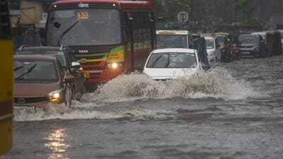 Mumbai, India - July 05, 2022: Vehicles wade through waterlogged road due to incessant rain since morning at Kurla, in Mumbai, India, on Tuesday, July 05, 2022. (Photo by Satish Bate/Hindustan Times) (Satish Bate/HT PHOTO) Mumbai, India - July 05, 2022: Vehicles wade through waterlogged road due to incessant rain since morning at Kurla, in Mumbai, India, on Tuesday, July 05, 2022. (Photo by Satish Bate/Hindustan Times) (Satish Bate/HT PHOTO)