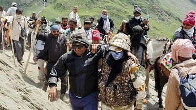 A 65-year-old pilgrim, who had come to Jammu and Kashmir for the Amarnath Yatra, died of a cardiac arrest. (ANI) (HT_PRINT) A 65-year-old pilgrim, who had come to Jammu and Kashmir for the Amarnath Yatra, died of a cardiac arrest. (ANI) (HT_PRINT)