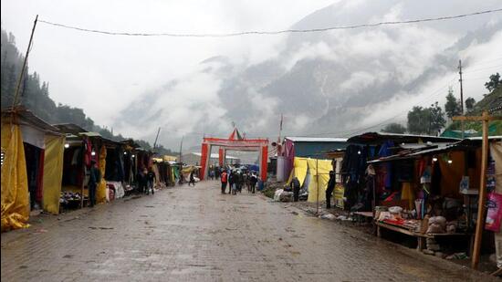 The meteorological office said intermittent light to moderate rain is likely to continue at several parts of Jammu and Kashmir over the next 24 to 36 hours (ANI) The meteorological office said intermittent light to moderate rain is likely to continue at several parts of Jammu and Kashmir over the next 24 to 36 hours (ANI)