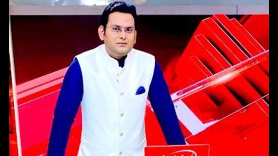 Zee TV news anchor Rohit Ranjan. (Twitter)