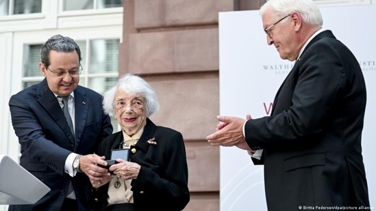 Margot Friedländer was awarded the prize for her 'decades' of commitment to understanding and tolerance, the Walther Rathenau Institute said(Britta Pedersen/dpa/picture alliance )