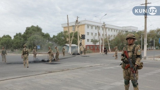 UN, US urge probe into deadly Uzbekistan unrest(Reuters)