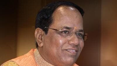 Vaastu exponent Chandrashekar Guruji (HT) Vaastu exponent Chandrashekar Guruji (HT)