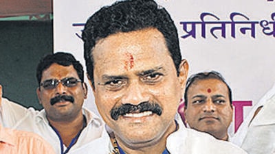 Thane MP Rajan Vichare was nominated as the Shiv Sena chief whip in Lok Sabha by party chief Uddhav Thackeray. (HT PHOTO)